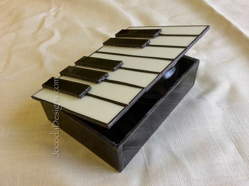 SG-13-PianoBox